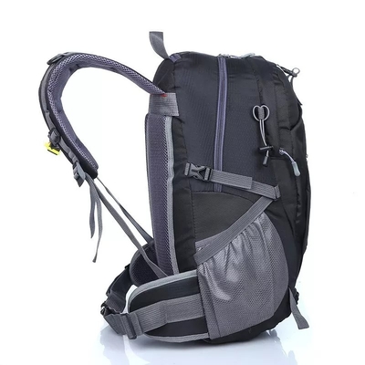 山40Lの防水ハイキングのバックパック0.8kgの軽量のハイキングのバックパックの女性