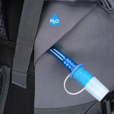 60Lライト級選手の防水ハイキングは70cmのRainproofバックパックをBackpack