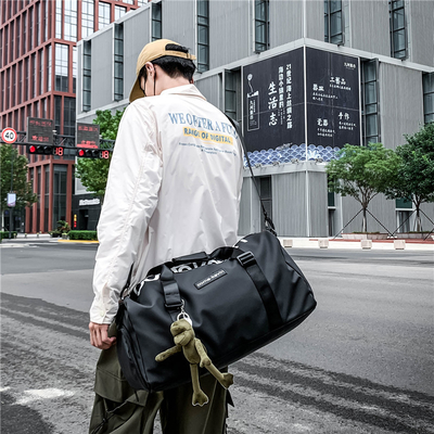 45L靴およびぬれたコンパートメントが付いている軽量の体育館のDuffle袋のスポーツの体育館袋