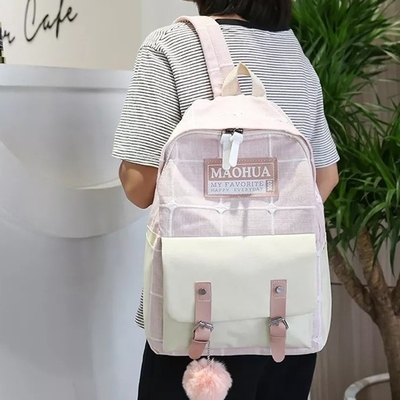 女性はバックパック置く4pc丈夫なラップトップのバックパックの十代の若者たちのキャンバスを旅する
