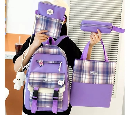 紫色の女性は女子学生のために置かれる一定の防水審美的なバックパックをBackpack
