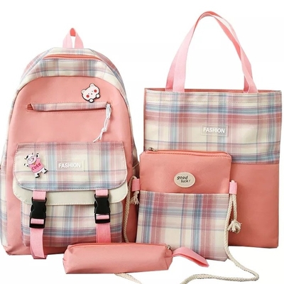 紫色の女性は女子学生のために置かれる一定の防水審美的なバックパックをBackpack