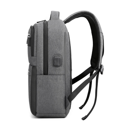 15.6インチ ビジネス ラップトップはUsb 28*16*42 Cmが付いている防水旅行バックパックをBackpacks